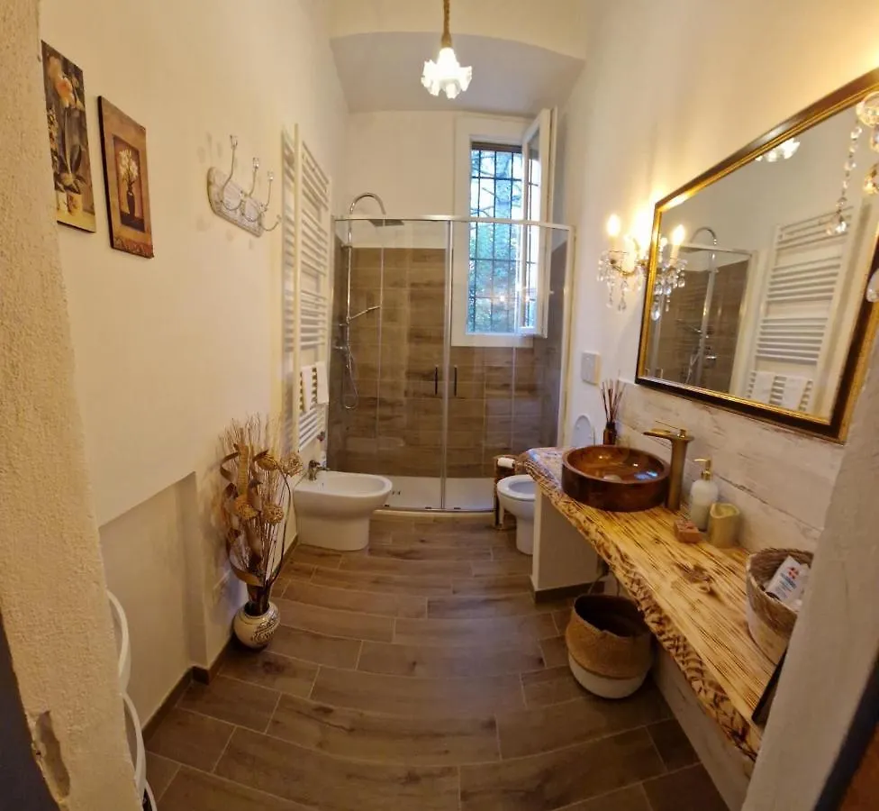 Villa Minimal Chic House Fast Wi-Fi, Private Garden & Free Parking Bolonia Сasa de vacaciones