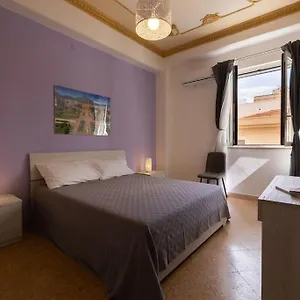 Center , Palermo Italia