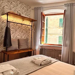 Compagnia Del Mare, Cinque Terre Full X 2, Centro Storico,5 Minuti Dal Mare! , Riomaggiore Italia